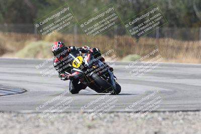 media/Oct-04-2025-CVMA (Sat) [[408bcdd6e4]]/Race 10-Amateur Supersport Middleweight/